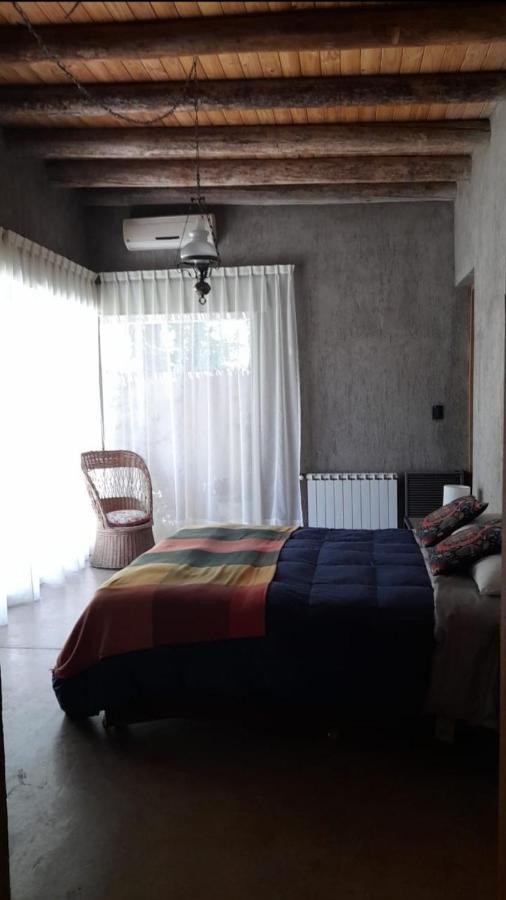 Casa Los Cerezos En Chacras De Coria Εξωτερικό φωτογραφία