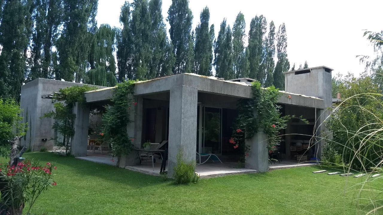 Casa Los Cerezos En Chacras De Coria Εξωτερικό φωτογραφία