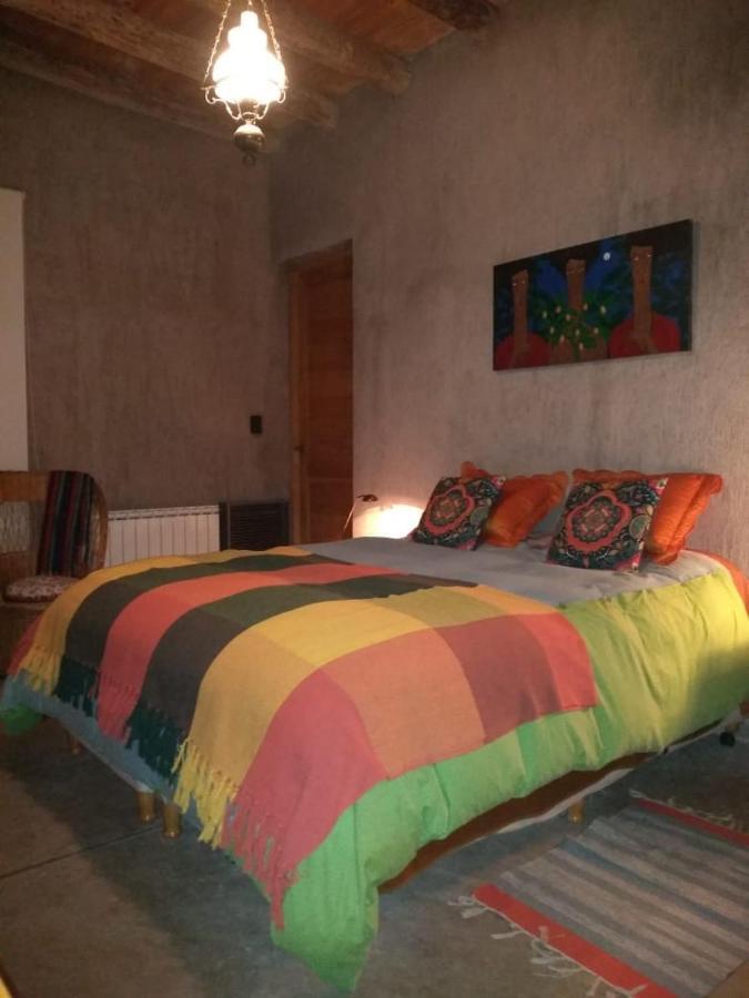 Casa Los Cerezos En Chacras De Coria Εξωτερικό φωτογραφία